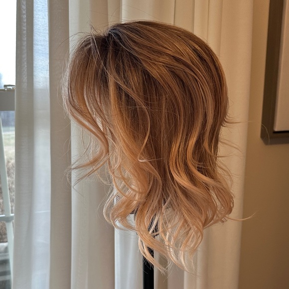 Chelsey Smith Crowns Butterfly Short Apricot Petite - Picture 2 of 5